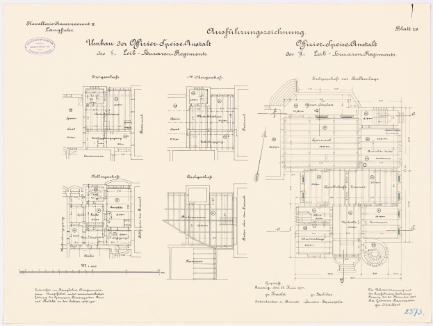Schwarz-weißer architektonischer Grundriss des ehemaligen Bundeskanzleramts in der Bundesrepublik Deutschland, der detaillierte Layout- und Textinformationen zeigt.