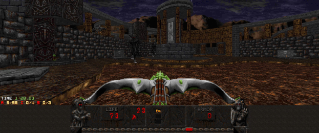 Ein Dungeon in *Dungeon Master II* mit einem Drachen in der Mitte, umgeben von Wänden, Säulen und anderen Gegenständen, sowie spielbezogenen Zahlen und Text am unteren Rand.