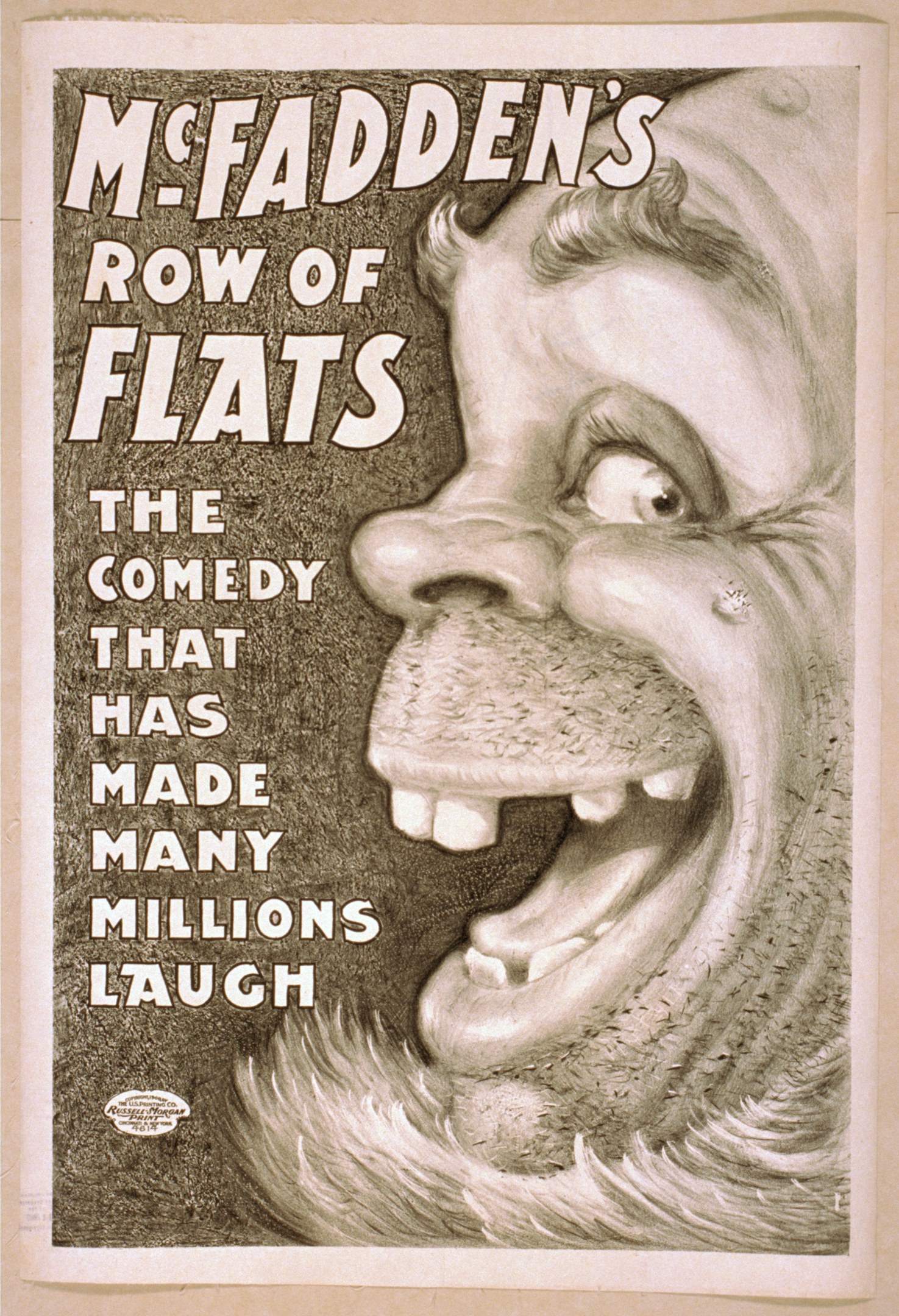 Plakat mit einer lachenden Person mit wilden Haaren vor einem gelben Hintergrund, Text lautet 'McFadden's Row of Flats: Die Komödie, die viele zum Lachen gebracht hat'