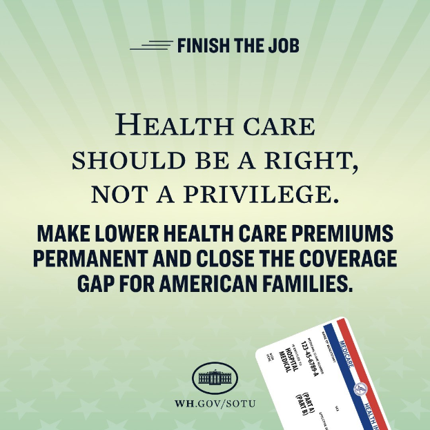 Plakat mit dem Text "Beende den Job: Gesundheit sollte ein Recht sein, nicht ein Privileg" und einer Karte mit der Aufschrift "Mache niedrigere Gesundheitsprämien permanent und schließe die Versorgungslücke für amerikanische Familien."