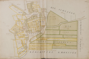 Ein altes Buch mit einer detaillierten Karte von Hamburg, Deutschland, mit begleitendem Text über die Bevölkerung, Straßen und Sehenswürdigkeiten der Stadt.