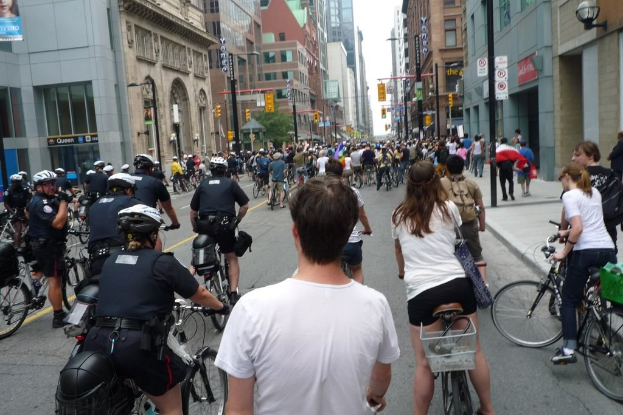 ADFC-Kritik an Schließungen in der Kleinen Ulrichstraße: Tempo-Hindernisse gegen Angeber sabotieren Halle's Fahrradkonzept