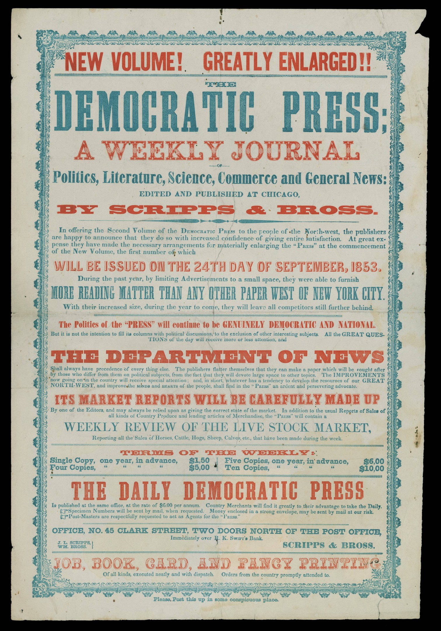 Zeitung mit dem Text "Demokratische Presse: Eine Wochenzeitung" auf schwarzem Hintergrund.