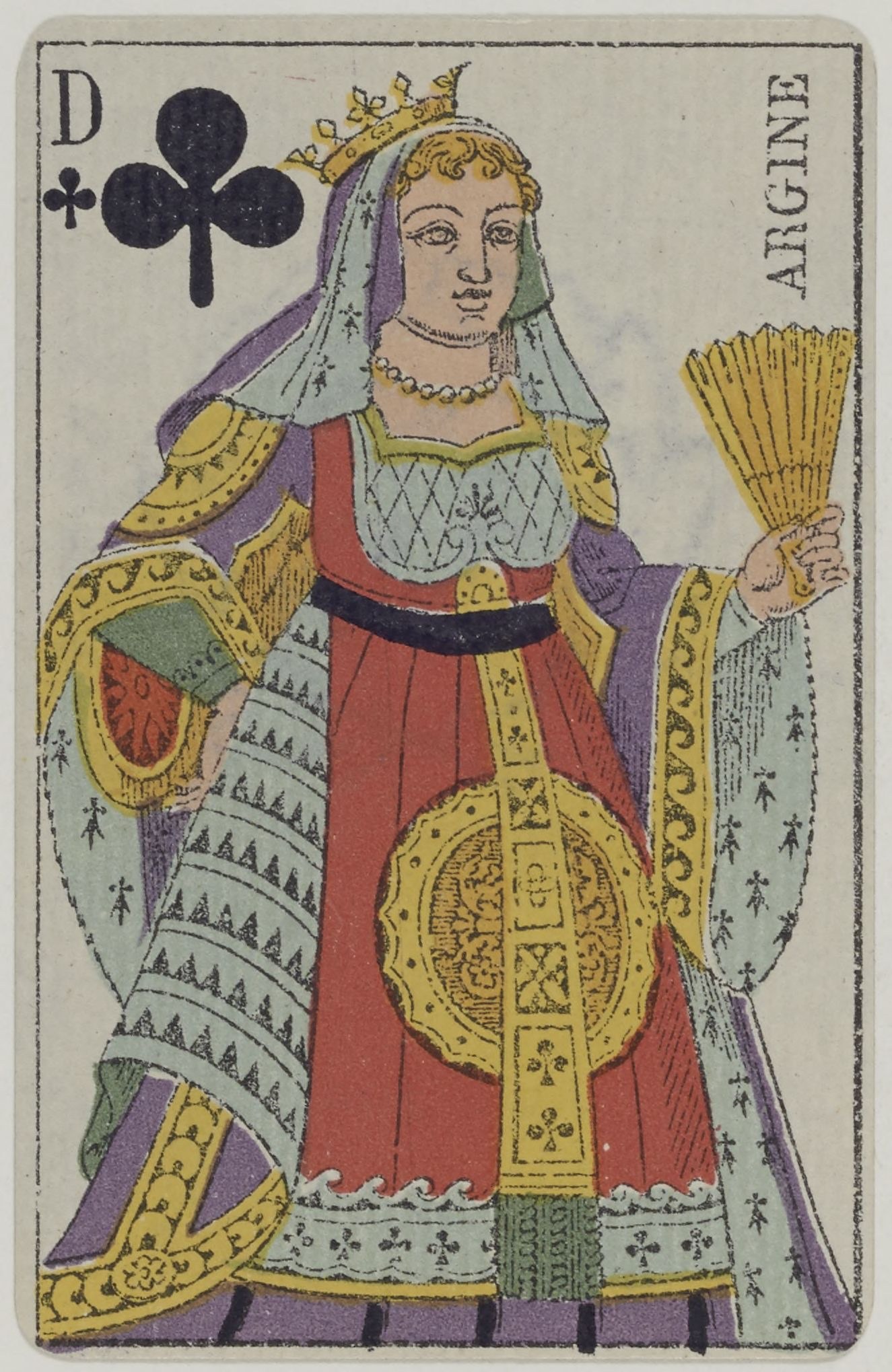Eine Frau in einem roten Kleid mit einer Krone hält eine Queen of Clubs Spielkarte und einen Blumenstrauß, mit ihrem Haar zu einem Dutt gebunden.